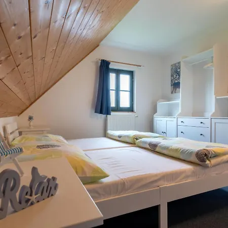 Hébergement de vacances Hill 42 By Interhome Cista (Hradec Kralove)